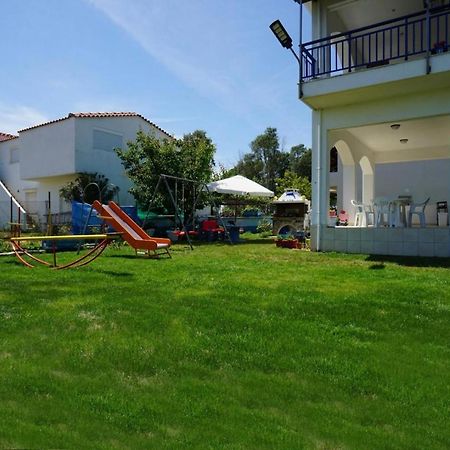 Villa Dolphins House à Paralia Avdhiron Extérieur photo