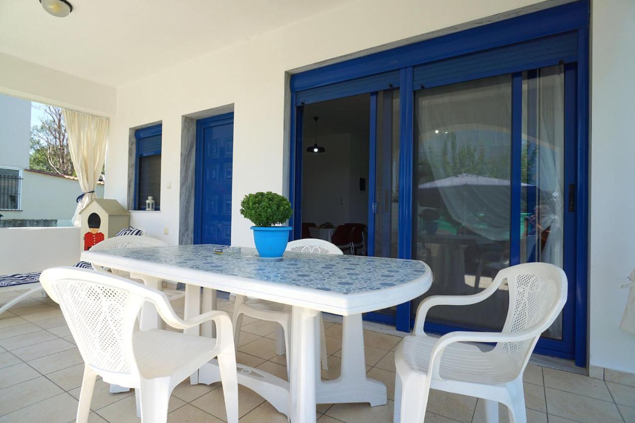 Villa Dolphins House à Paralia Avdhiron Extérieur photo