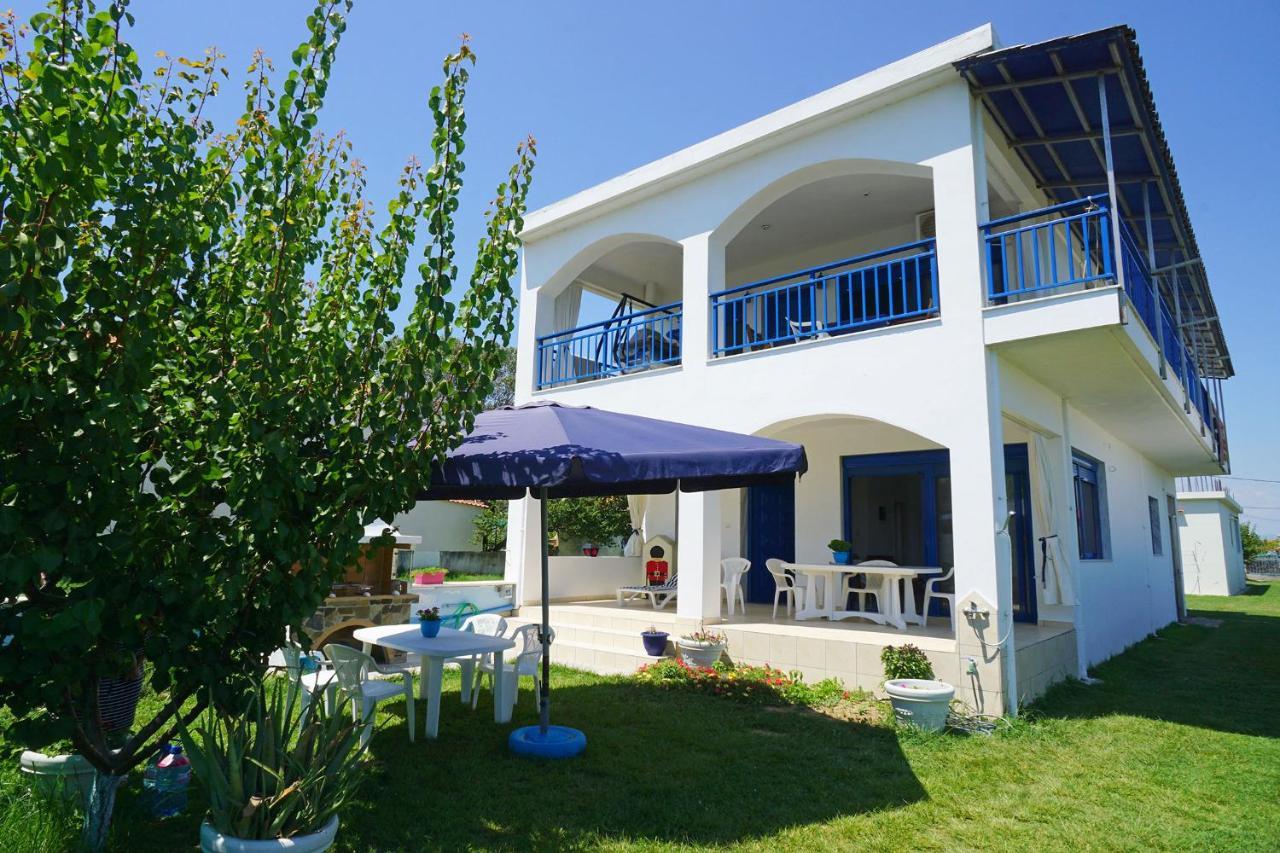 Villa Dolphins House à Paralia Avdhiron Extérieur photo