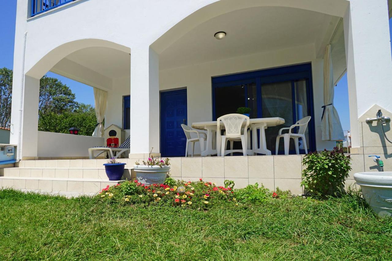 Villa Dolphins House à Paralia Avdhiron Extérieur photo