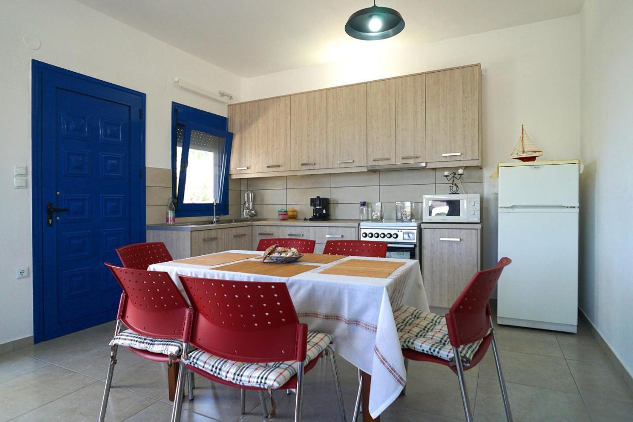 Villa Dolphins House à Paralia Avdhiron Extérieur photo